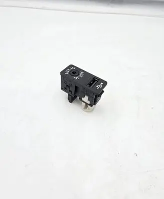 BMW 2 F22 F23 AUX in-socket connector 9229246
