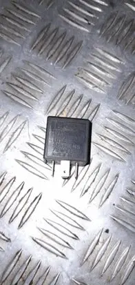 Volkswagen Transporter - Caravelle T4 Other relay 191955531