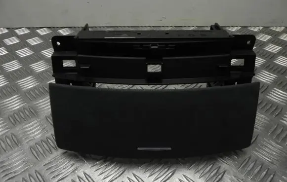 Mercedes-Benz S W221 Radio/GPS head unit trim A2216800834 T4298
