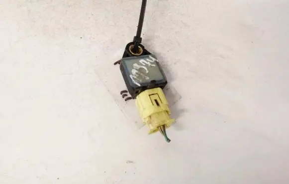 Jeep Patriot Airbag deployment crash/impact sensor p04896061aa