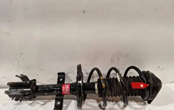 Renault Clio IV Front shock absorber/damper