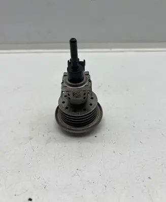 Audi Q5 SQ5 AdBlue injector 04440210343 03025323 0131113A