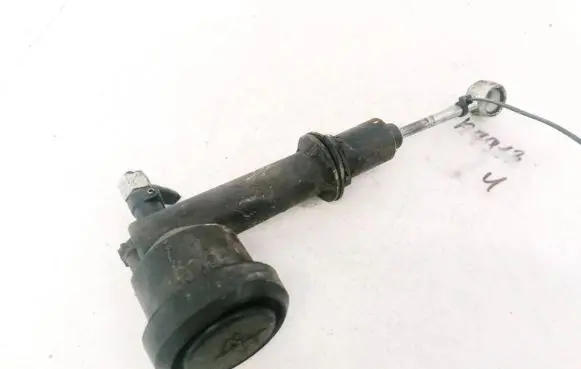Iveco Daily 30.8 - 9 Clutch master cylinder FT39Z9607A