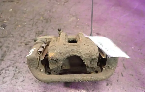 Chevrolet Lacetti Rear brake caliper