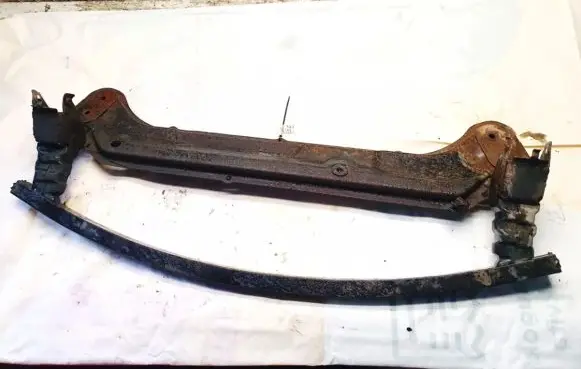 Peugeot 807 Front bumper cross member