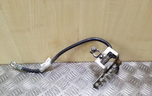 Volvo XC70 Positive cable (battery) 31255662