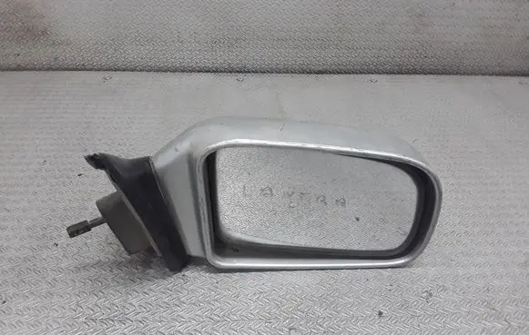 Hyundai Lantra II Manual wing mirror 