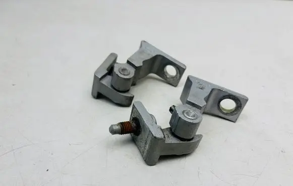 Volkswagen Amarok Front door hinge set 8K0831401D 8K0831401A
