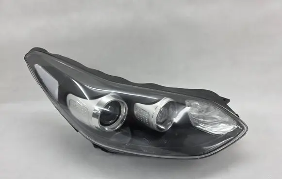 KIA Sportage Headlight/headlamp 20-F819