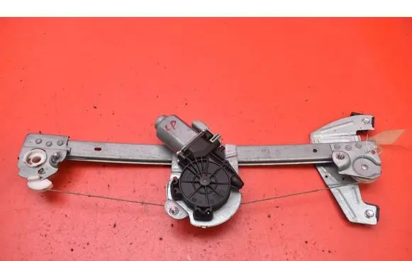 Toyota Aygo AB10 Front door window regulator with motor 698200H020