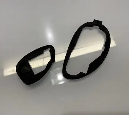 Mercedes-Benz ML W164 Rear door handle cover A1697660505 1697660505 A1697660105