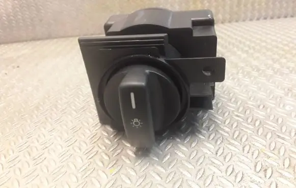 Mercedes-Benz A W169 Light switch 1695453004 A1695453004