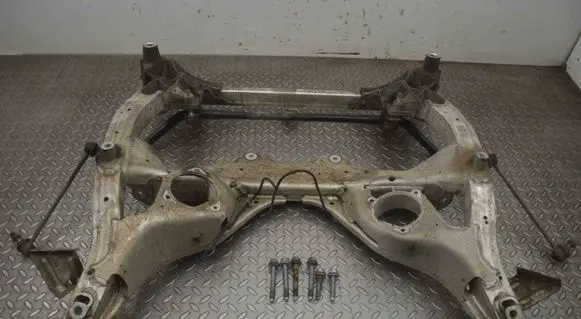 BMW 5 F10 F11 Front subframe 561541691 6791925