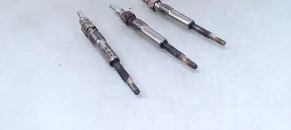 Volkswagen Touran I Glow plug 266001BE0