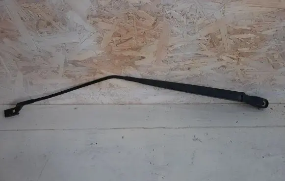 Opel Mokka Front wiper blade arm 31446
