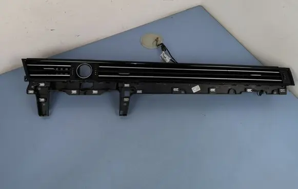 Volkswagen Arteon Dash center air vent grill 3G1858416F 3G1858416