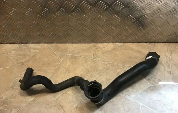 BMW 5 F10 F11 Engine coolant pipe/hose 7800099
