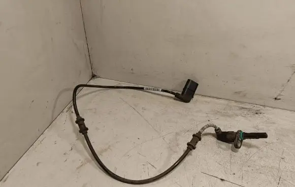 Mercedes-Benz E W213 Rear ABS sensor wiring A2135403905 A2135409003