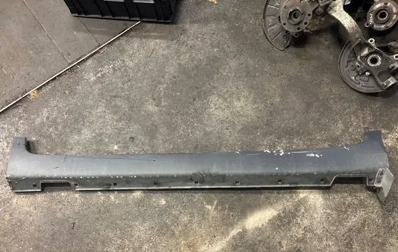 KIA Sportage Sill 877533W000