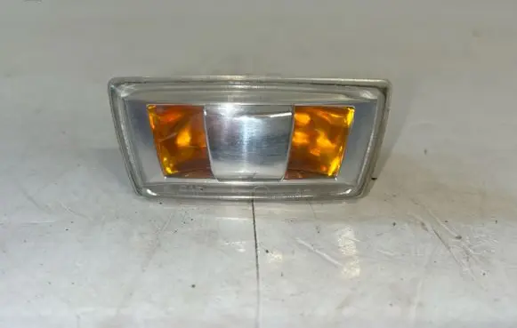Opel Insignia A Front fender indicator light 090025