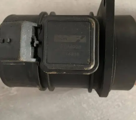 Renault Trafic II (X83) Mass air flow meter FDM998 P14816