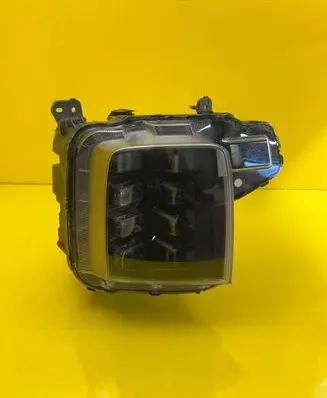 Hyundai Staria Headlight/headlamp 92102CG200