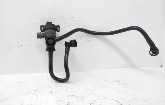 BMW 4 F32 F33 Valve vacuum 7636144