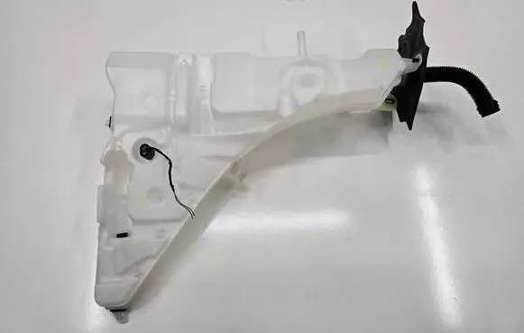 BMW X5 F15 Windshield washer fluid reservoir/tank 7292423