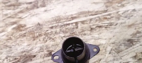 Interior temperature sensor