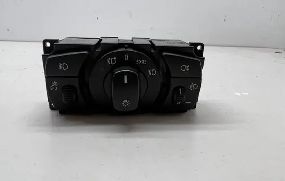 BMW 5 E60 E61 Light switch 6953737 33291903 045640