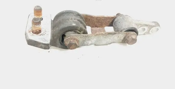 Volvo XC90 Gearbox mount 30680750