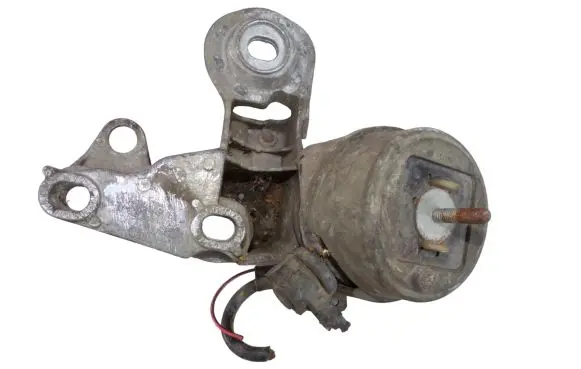 Audi A6 S6 C5 4B Engine mounting bracket 8E0199352D