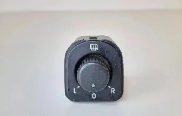 Skoda Superb B6 (3T) Wing mirror switch 3T0959565