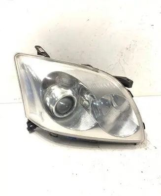 Toyota Avensis T250 Headlight/headlamp 0543