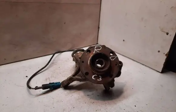 Citroen C3 Front wheel hub
