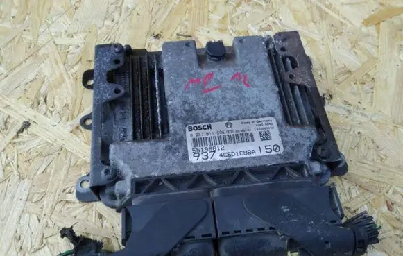 Alfa Romeo 159 Engine control unit/module ECU 55198812
