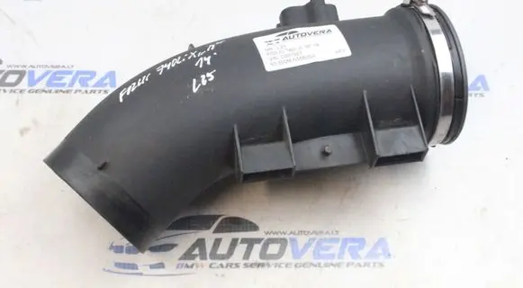 BMW 5 F10 F11 Air intake hose/pipe 1056367
