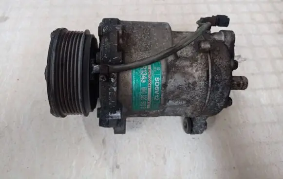 Volkswagen Polo III 6N 6N2 6NF Air conditioning (A/C) compressor (pump) 6N0820803b