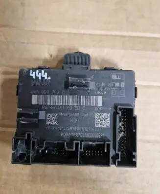 Volkswagen Touareg III Door control unit/module 4M1959793C