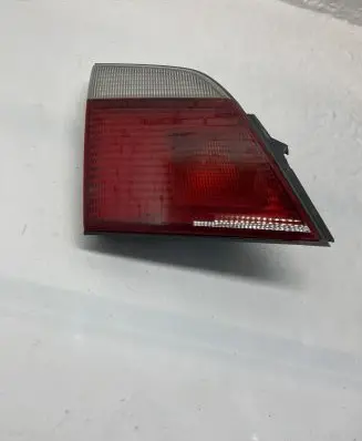 Nissan Primera Tailgate rear/tail lights 23320102