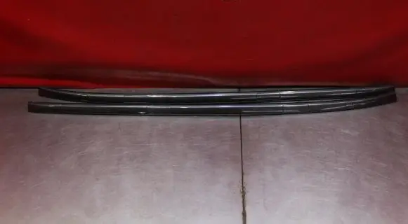 Toyota Avensis T220 Roof bar rail