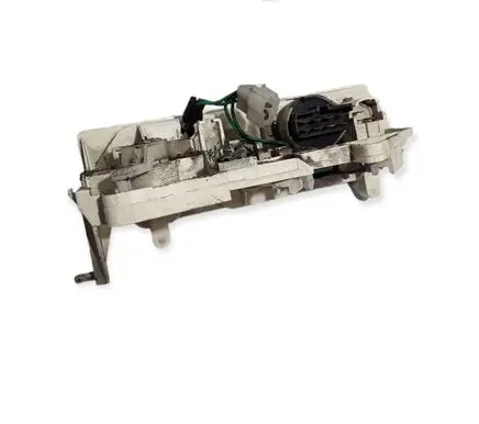 Mitsubishi Pajero Climate control unit MB439701