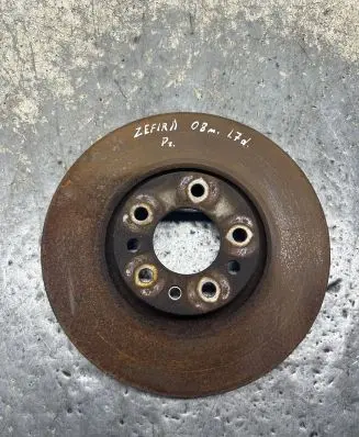 Opel Zafira B Front brake disc