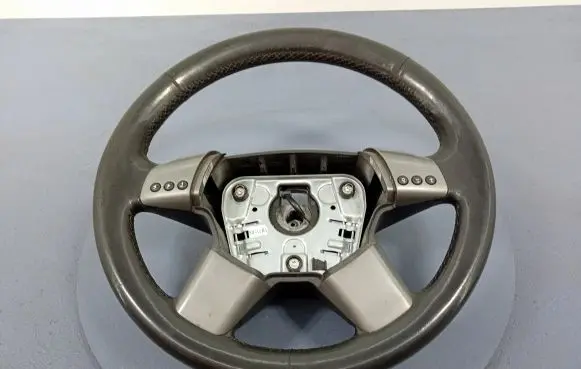 Opel Vectra C Steering wheel 13161863