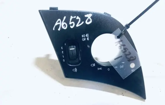 Mercedes-Benz A W168 Headlight level height control switch 1685450191 590279