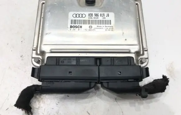 Audi A4 S4 B6 8E 8H Engine control unit/module ECU 038906019JQ