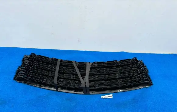 Mercedes-Benz AMG GT C192 Front bumper lower grill A1928859800
