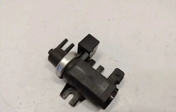 Valve vacuum