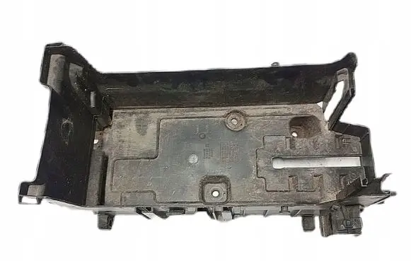 Battery tray