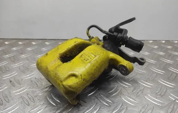 Skoda Superb B6 (3T) Rear brake caliper